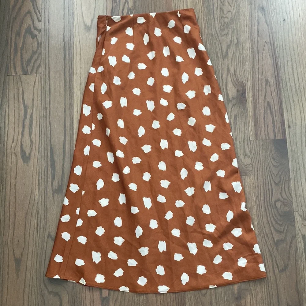 FOREVER 21 midi skirt :) - Picture 2 of 5